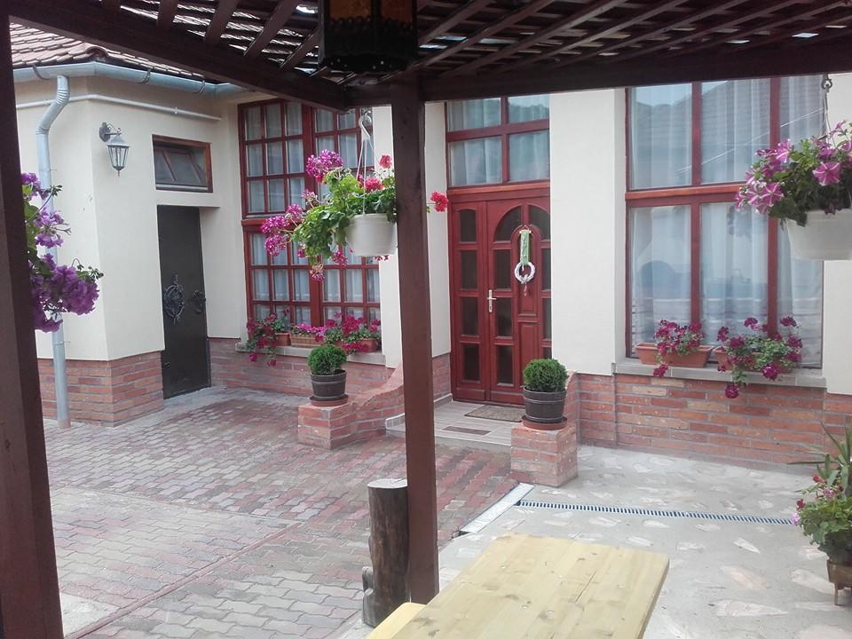 Réka Vendéghàz Hotel Tokaj Ngoại thất bức ảnh